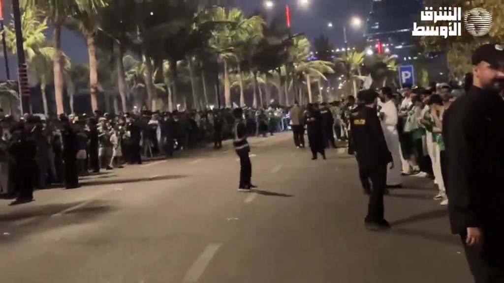 FB体育-外媒：吉达国民匆忙与球迷庆祝亚冠冠军，想快点备战利雅得胜利